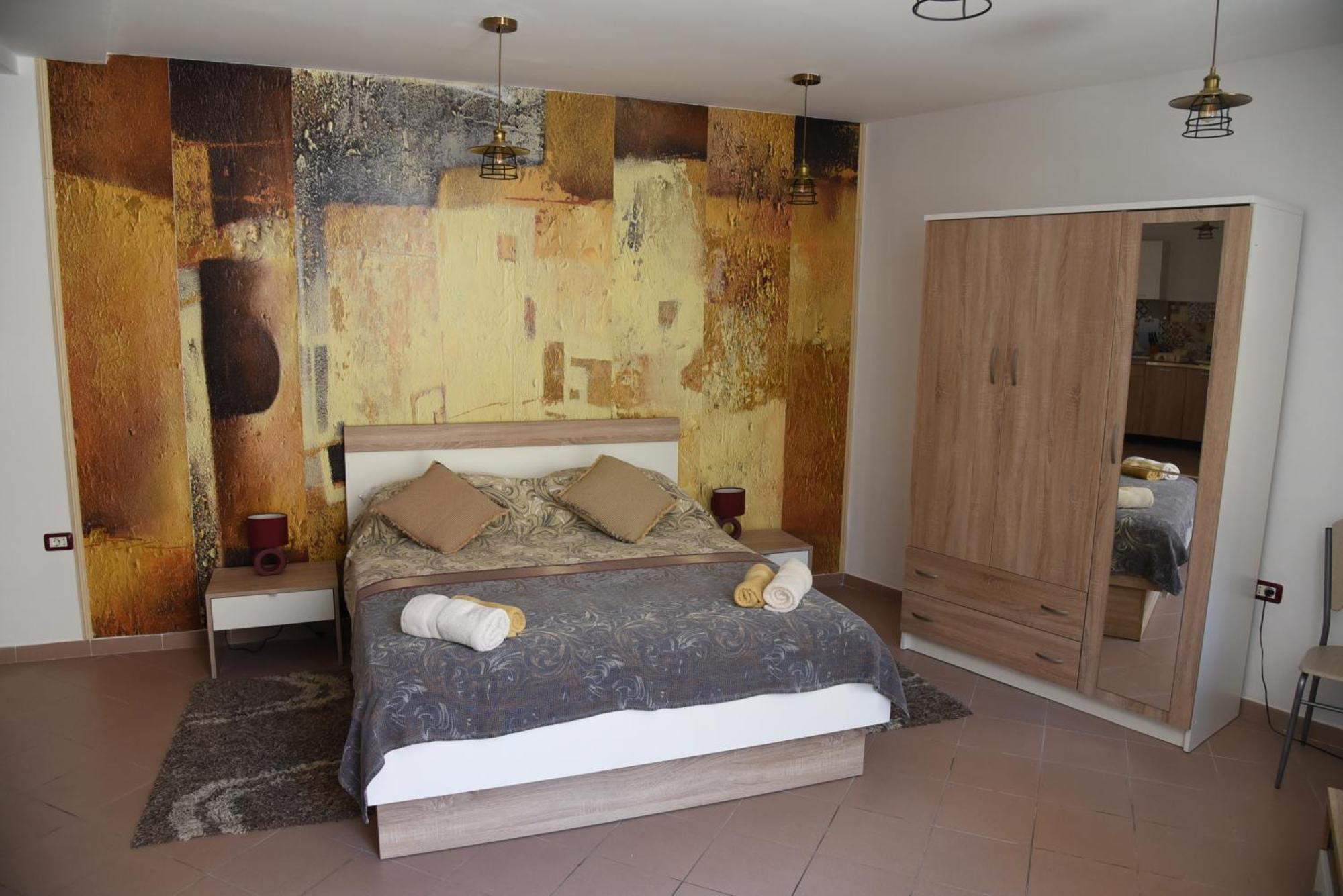 Central Apartments Circolo Rovinj Bagian luar foto