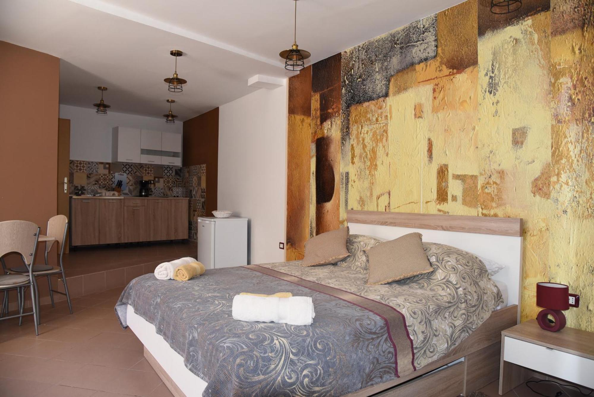 Central Apartments Circolo Rovinj Bagian luar foto