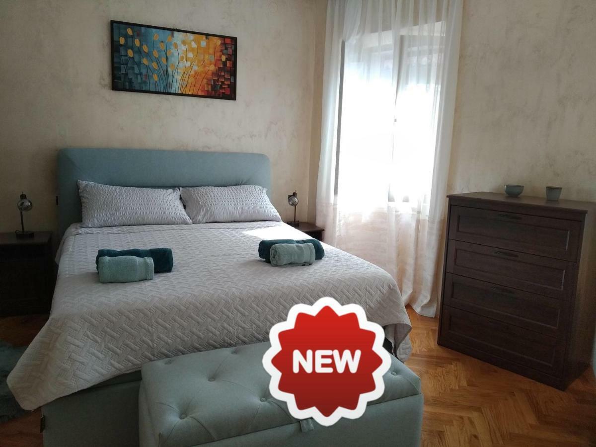 Central Apartments Circolo Rovinj Bagian luar foto